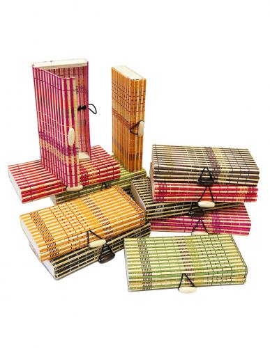 Набор из 12 прямоугольных ювелирных подарочных разноцветных коробок из бамбука, размер 15*8*2,5 см.