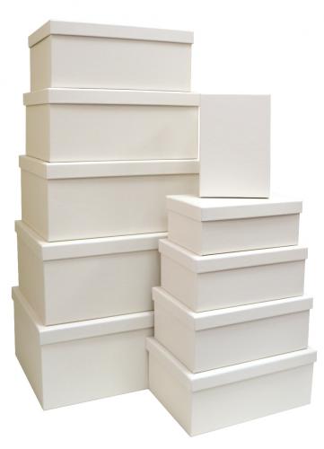 Набор из десяти однотонных прямоугольных подарочных коробок, отделка матовой бумагой молочного цвета, размер 37*28*17 см.