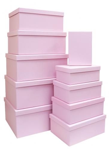 Набор из десяти однотонных прямоугольных подарочных коробок, отделка матовой бумагой нежно-розового цвета, размер 37*28*17 см.