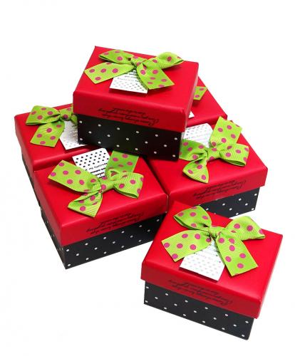 Набор подарочных коробок (один размер в упаковке) А-15-014 (Малиновый)
