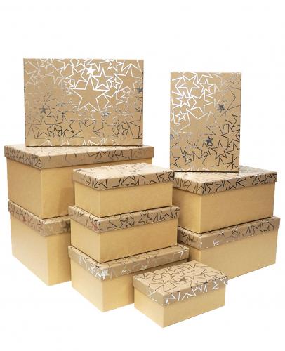 Набор из десяти прямоугольных подарочных коробок, отделка крафтовой бумагой с рисунком-тиснением «Серебряные звёзды», размер 35*26*16,5 см. 