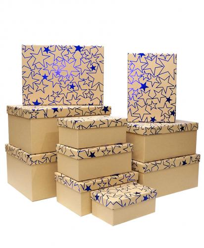 Набор из десяти прямоугольных подарочных коробок, отделка крафтовой бумагой с рисунком-тиснением «Синие звёзды», размер 35*26*16,5 см.