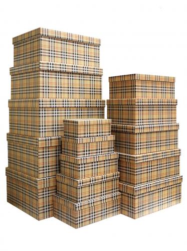 Набор из пятнадцати больших прямоугольных подарочных коробок, отделка матовой бумагой с рисунком бежевая шотландка, размер 52*41*23 см.