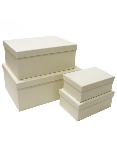 Набор из четырёх однотонных прямоугольных подарочных коробок, отделка матовой бумагой молочного цвета, размер 33*24,5*14 см.
