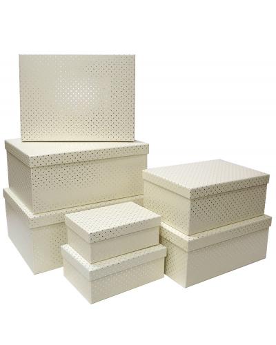 Набор из семи прямоугольных подарочных коробок молочного цвета, отделка матовой бумагой с тиснением серебряными точками, размер 35*27*16 см.
